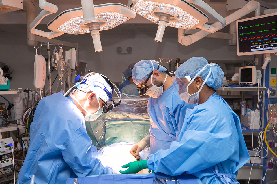 KFSHRC Saves Life of 53YearOld Man with LVAD Implantation in the Western Region D25495Official News