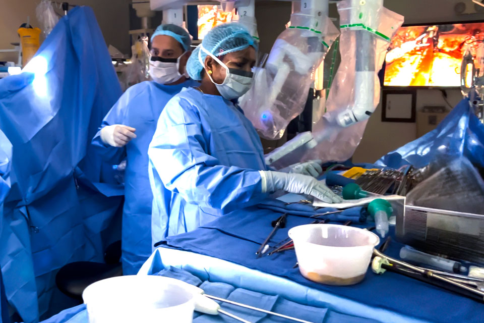 KFSHRC Performs Worlds First Fully Robotic Heart Transplant - website