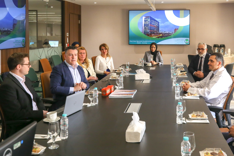 KFSHRC Receives UK Delegation to Advance International Medical Collaboration and Specialized Knowled